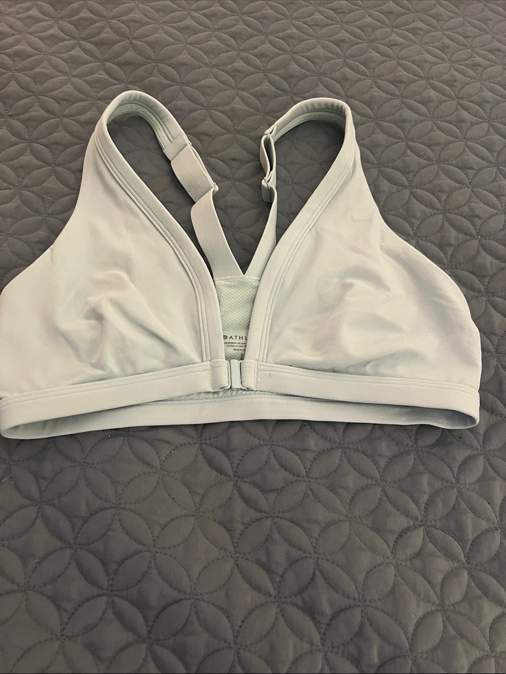 Athleta Light Green Front‑Closure Padded Sports Bra with Adjustable Straps